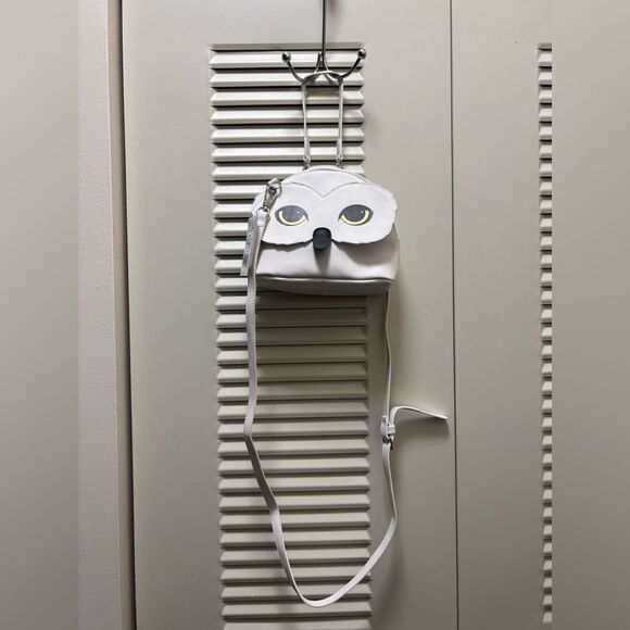 Brand New With Tags~Harry Potter Hedwig Crossbody Bag - Picture 2 of 16